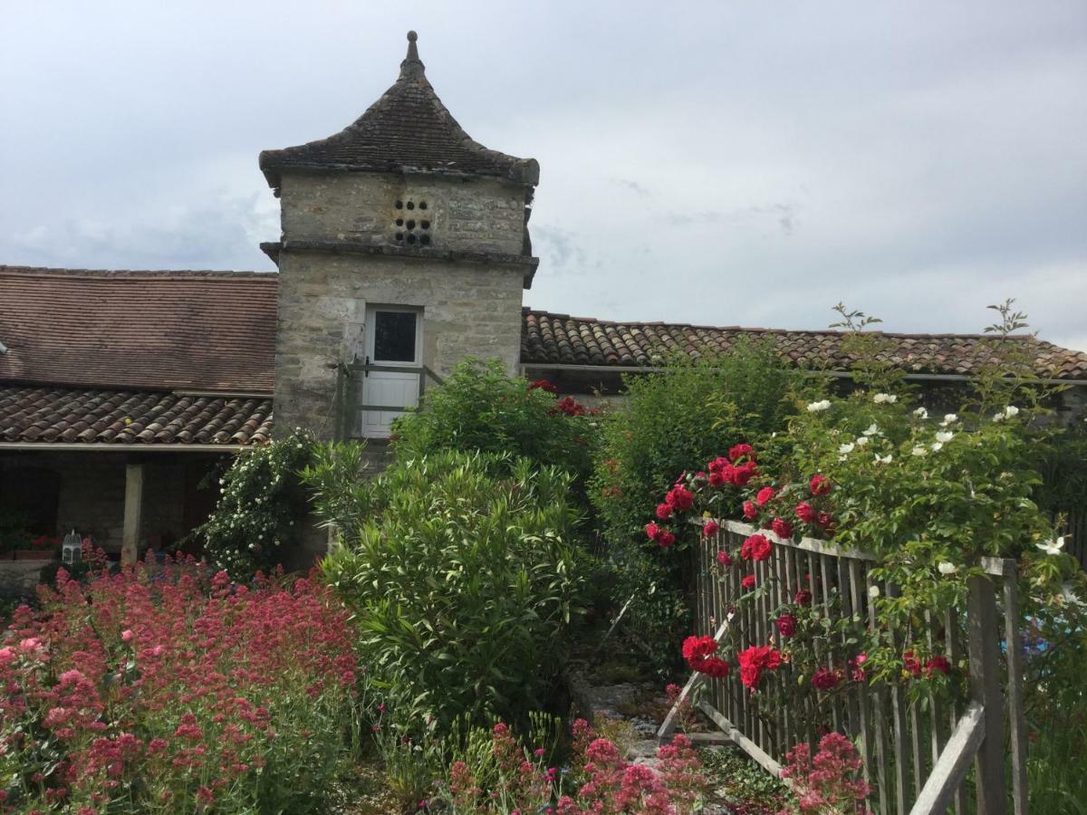 Les Gites Perard Caylus Экстерьер фото